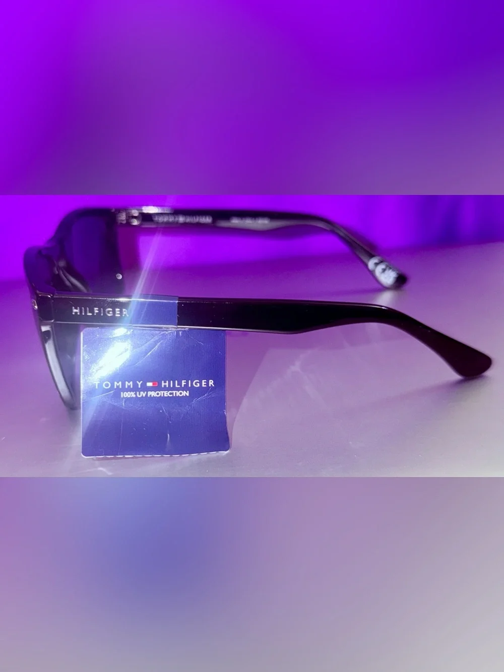 🕶️ Tommy Hilfiger Black Sunglasses with Dark Lenses